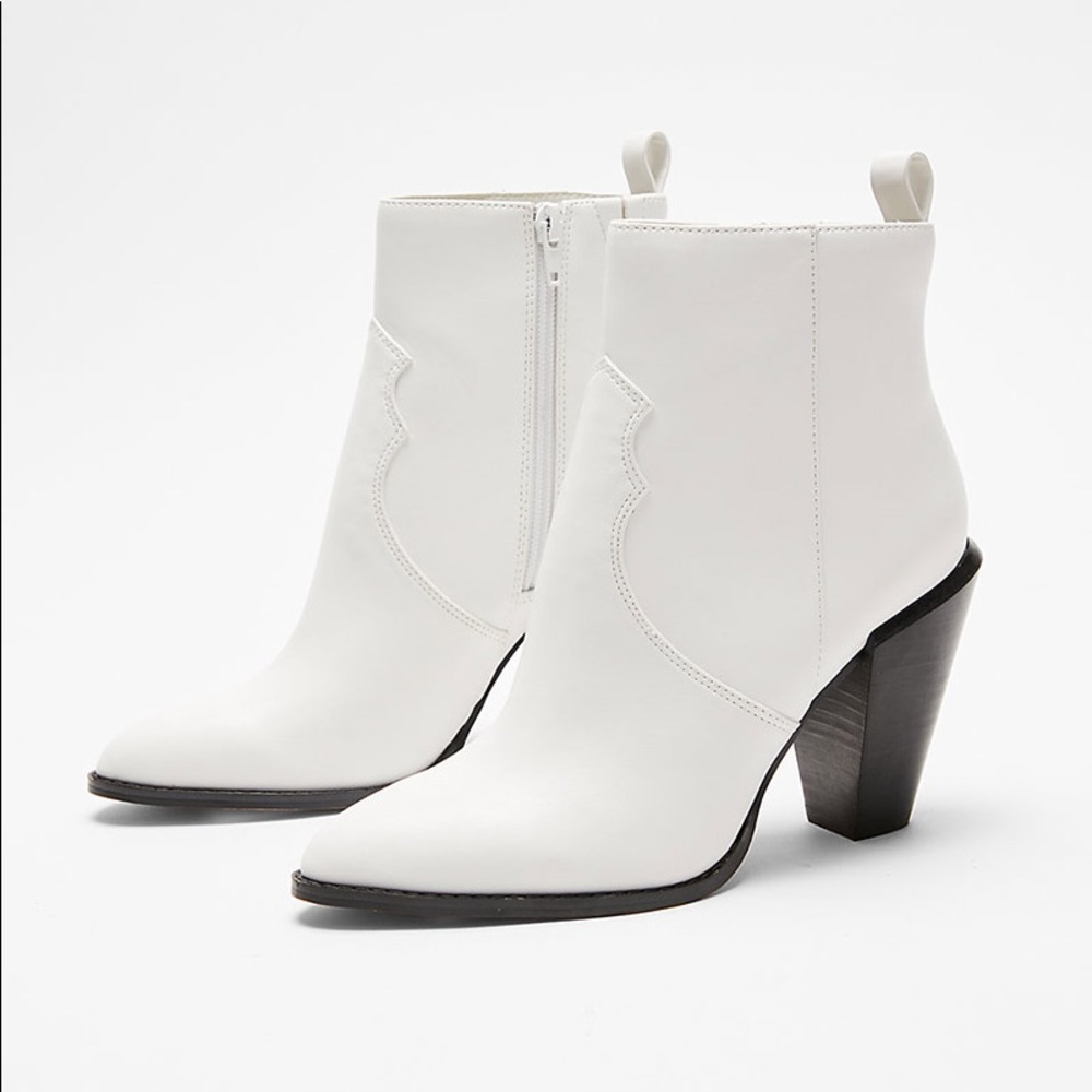 White Western  Booties  - Express - Size 9